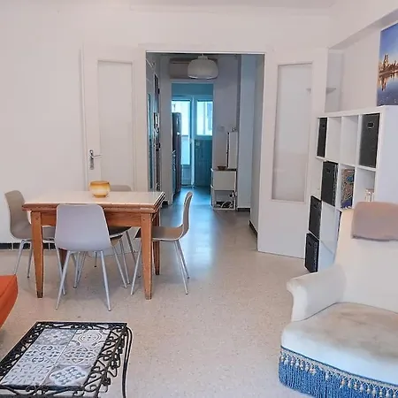 Апартаменты 100m Des Plages Centre